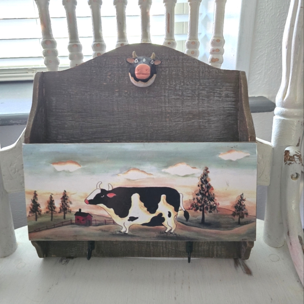 Rustic Farmhouse Cow Wall Decor